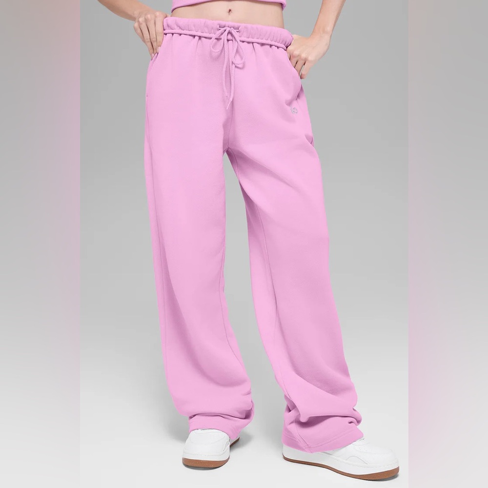 💖ALO💖 CANDY HEART PINK Accolade Sweatpants - Picture 4 of 4